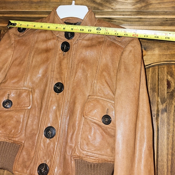 100% Authentic Burberry Cropped Lambskin Leather Jacket - Picture 16 of 16